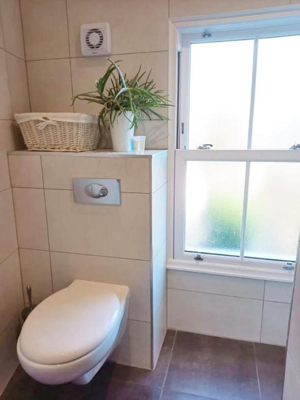 شقة Stylish 2-Bed Flat, Quick Access To London Sights المظهر الخارجي الصورة