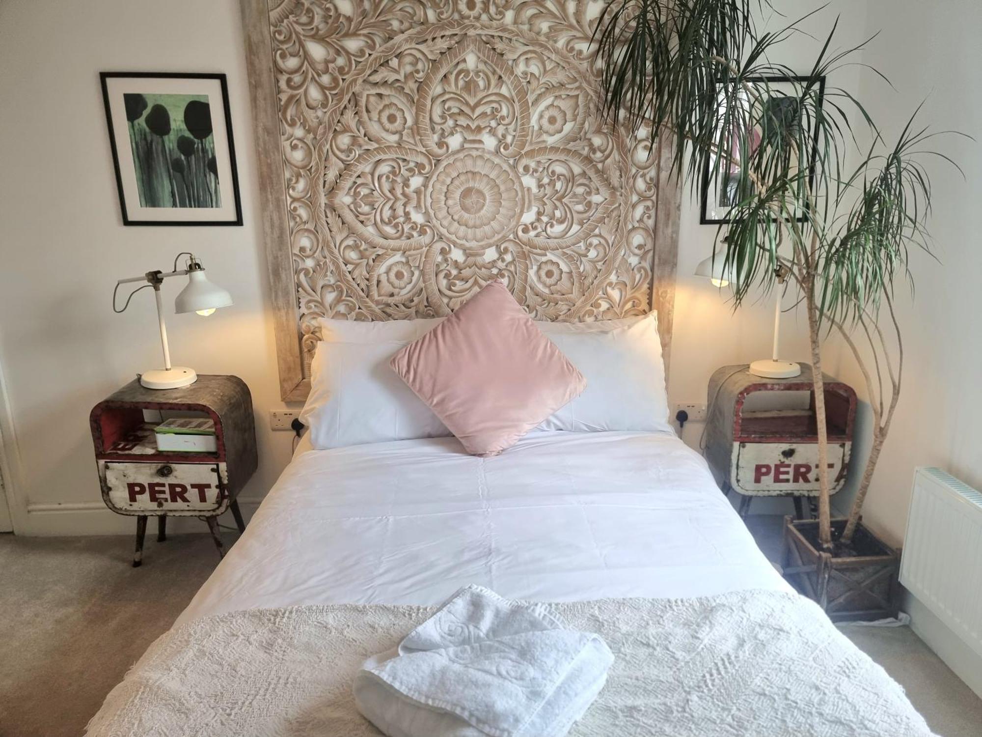 شقة Stylish 2-Bed Flat, Quick Access To London Sights المظهر الخارجي الصورة