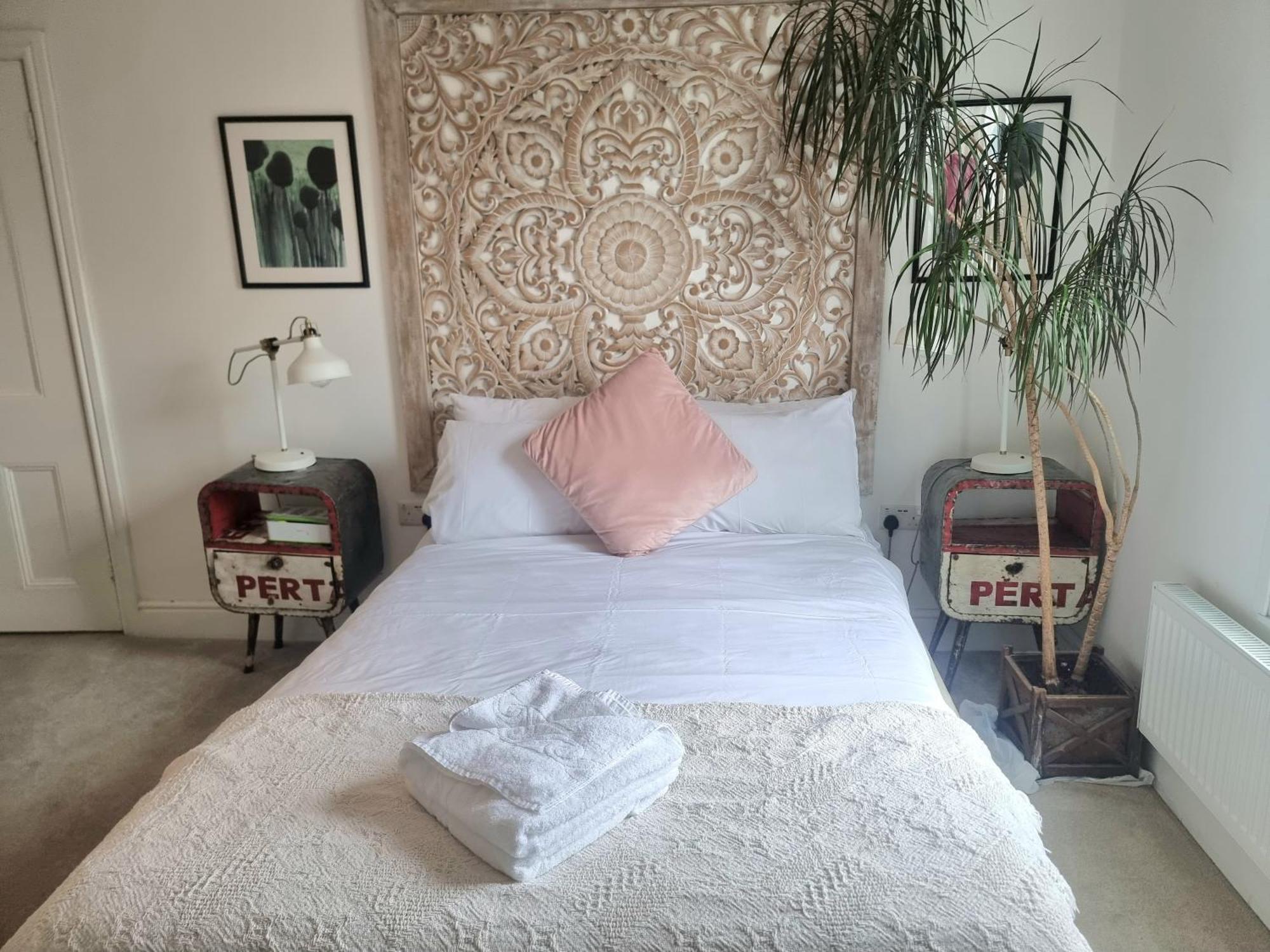 شقة Stylish 2-Bed Flat, Quick Access To London Sights المظهر الخارجي الصورة